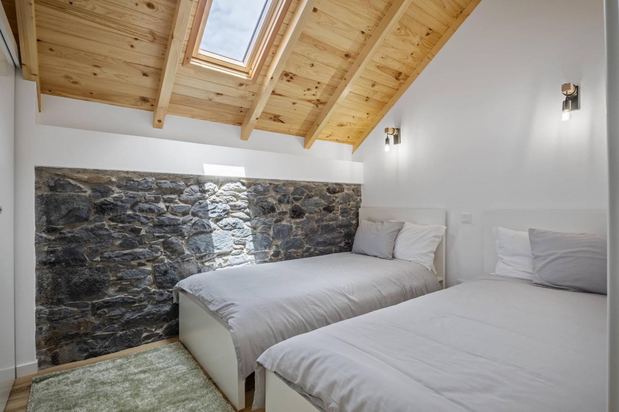Mountain Retreat By Madeira Sun Travel Villa Porto Moniz Exteriör bild